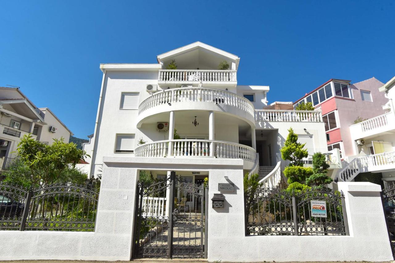 Apartments Adok Budva Exteriör bild