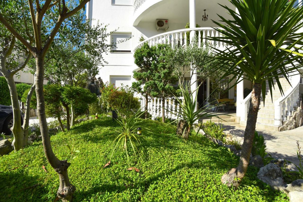 Apartments Adok Budva Exteriör bild