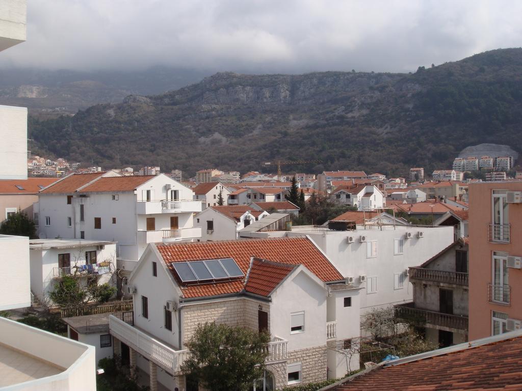 Apartments Adok Budva Exteriör bild