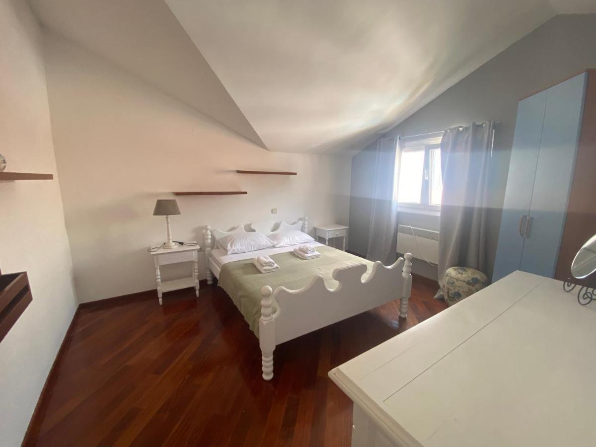 Apartments Adok Budva Exteriör bild