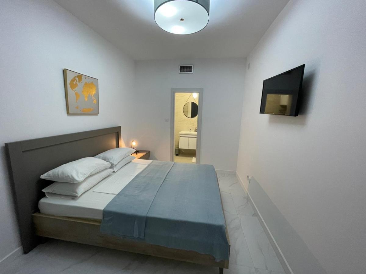 Apartments Adok Budva Exteriör bild